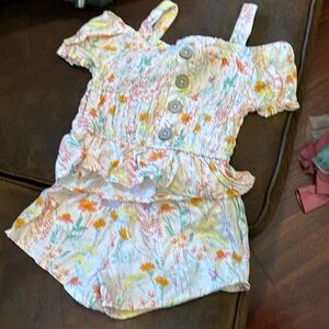 NWT Vince Camaro size 4T short set
